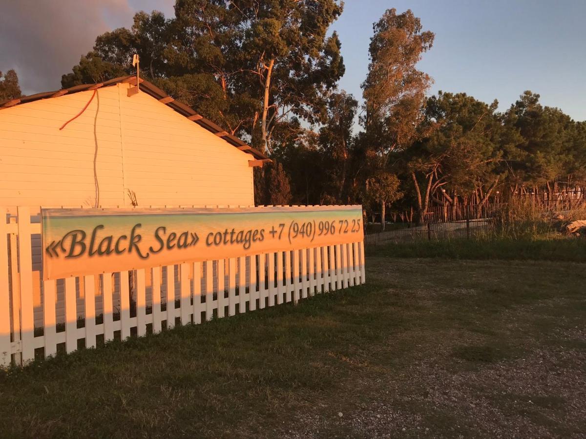 “Black Sea” Cottages Gagra Exterior foto